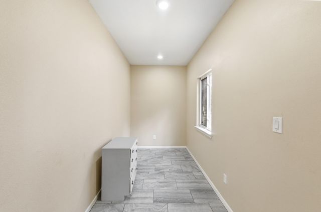 2247 Old Highway 20, Mcdade, TX 78650