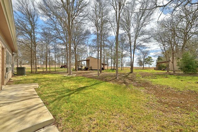 2247 Old Highway 20, Mcdade, TX 78650