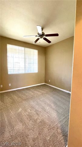 1617 Queen Victoria Street 201, Las Vegas, NV 89144
