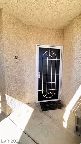 1617 Queen Victoria Street 201, Las Vegas, NV 89144