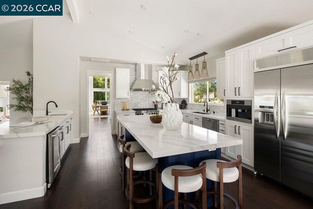9 Northridge Ln, Lafayette, CA 94549