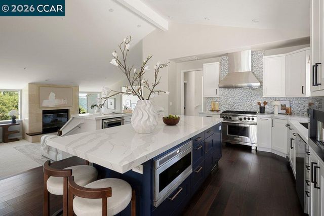 9 Northridge Ln, Lafayette, CA 94549