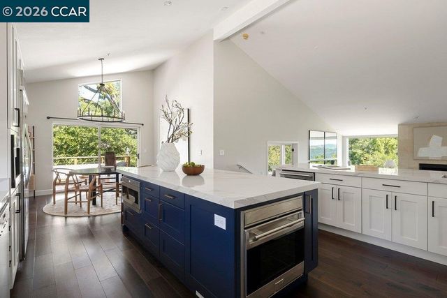 9 Northridge Ln, Lafayette, CA 94549