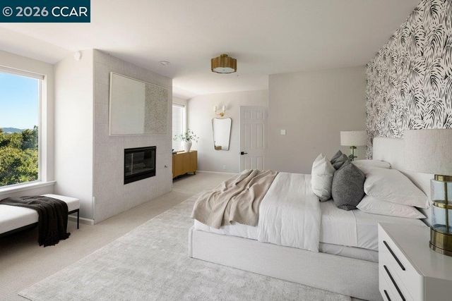 9 Northridge Ln, Lafayette, CA 94549