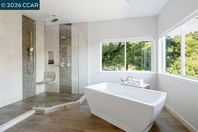 9 Northridge Ln, Lafayette, CA 94549
