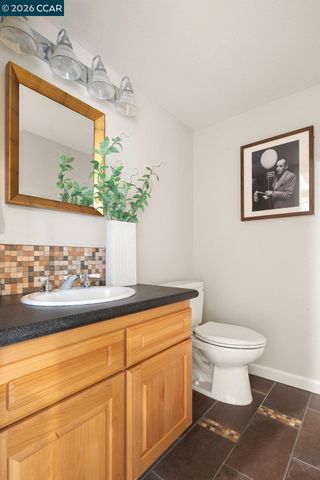 9 Northridge Ln, Lafayette, CA 94549