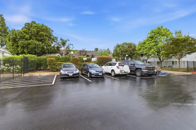 414 Shadowgraph Drive, San Jose, CA 95110
