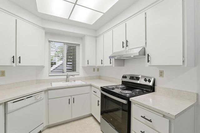 414 Shadowgraph Drive, San Jose, CA 95110