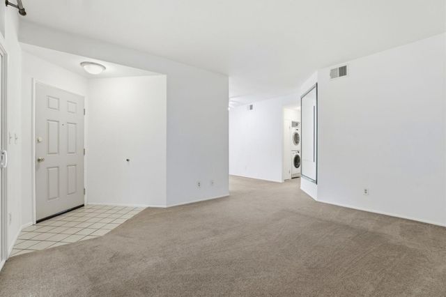 414 Shadowgraph Drive, San Jose, CA 95110