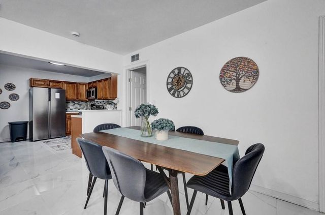 2001 Washington Street, Hollywood, FL 33020