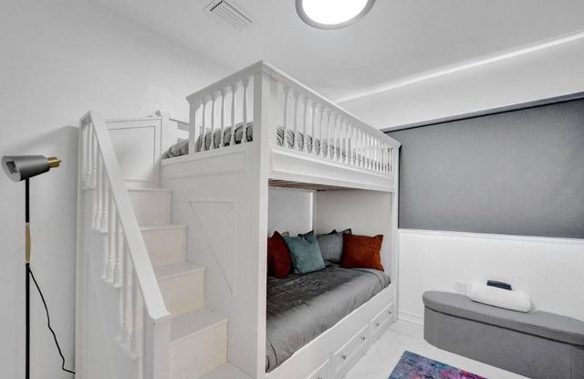 2001 Washington Street, Hollywood, FL 33020