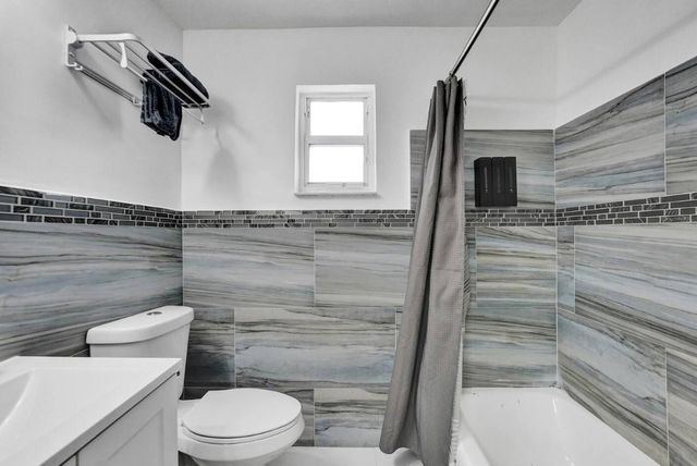 2001 Washington Street, Hollywood, FL 33020