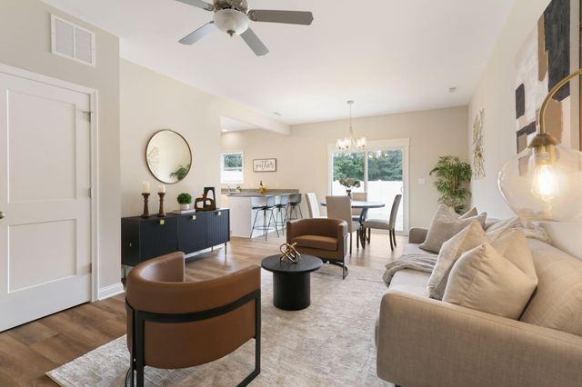 945 Paula Court, Hobart, IN 46342