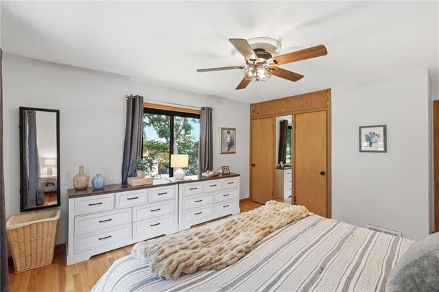 6311 Sherwood Lane, Merriam, KS 66203