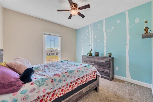 47 Camellia PL, Moneta, VA 24121
