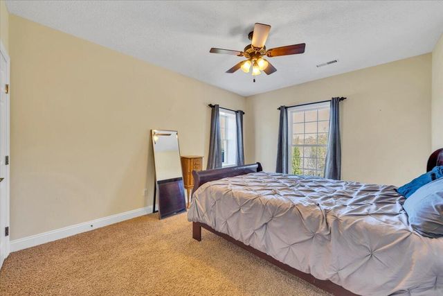 47 Camellia PL, Moneta, VA 24121