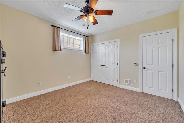 47 Camellia PL, Moneta, VA 24121