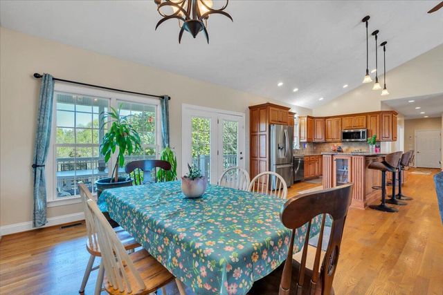 47 Camellia PL, Moneta, VA 24121