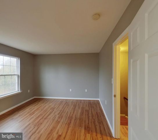 136 CHECKO, Martinsburg, WV 25401