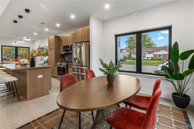 7546 Churchill Street C23, Detroit, MI 48206