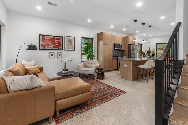 7546 Churchill Street C23, Detroit, MI 48206