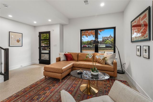 7546 Churchill Street C23, Detroit, MI 48206