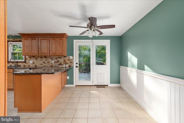 125 SHENANDOAH RIVER DR, Harpers Ferry, WV 25425