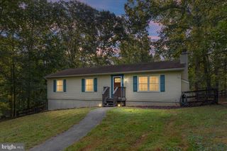 125 SHENANDOAH RIVER DR, Harpers Ferry, WV 25425