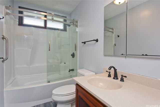 98-879-B Kaonohi Street 67, Aiea, HI 96701