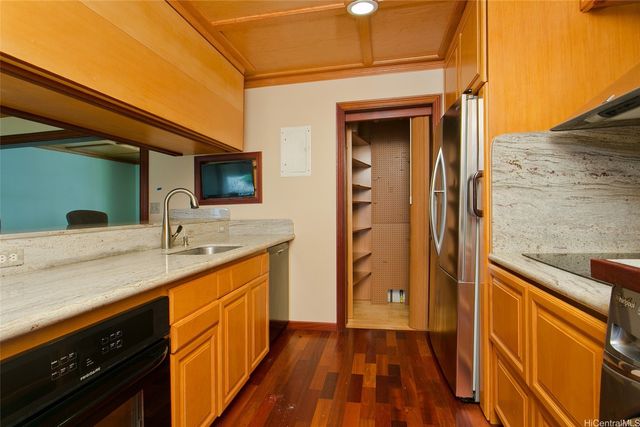 98-879-B Kaonohi Street 67, Aiea, HI 96701