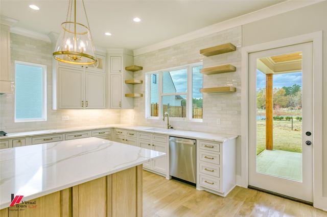 9838 Canebrake Lane, Shreveport, LA 71106