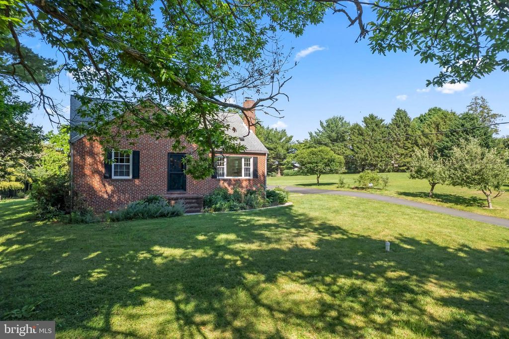 2311 DANIELS RD, Ellicott City, MD 21043