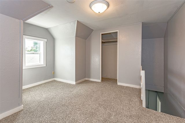 1 S Union Avenue, Urbana, IA 52345