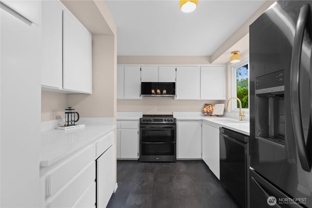 3927 173rd Place SW, Lynnwood, WA 98037
