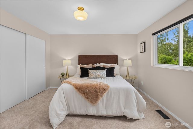 3927 173rd Place SW, Lynnwood, WA 98037