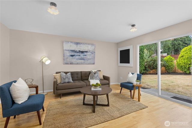 3927 173rd Place SW, Lynnwood, WA 98037