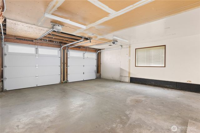 3927 173rd Place SW, Lynnwood, WA 98037