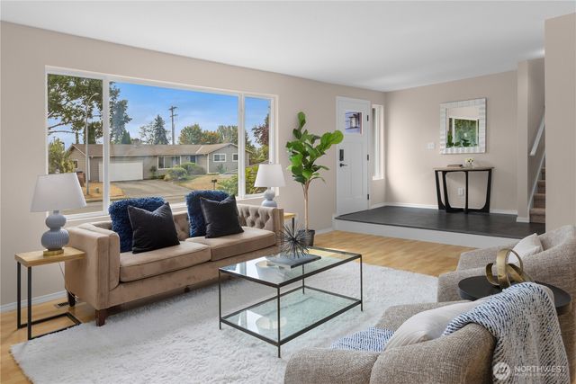 3927 173rd Place SW, Lynnwood, WA 98037