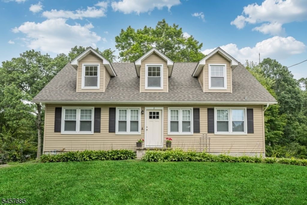 2 Glen Ave, Mount Olive Twp., NJ 07828 — exterior
