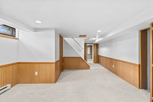2627 W HEATHER AVENUE, Appleton, WI 54914