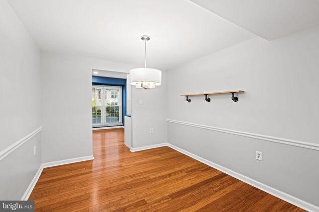 5725 RIDGE VIEW DR, Alexandria, VA 22310