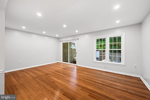 5725 RIDGE VIEW DR, Alexandria, VA 22310