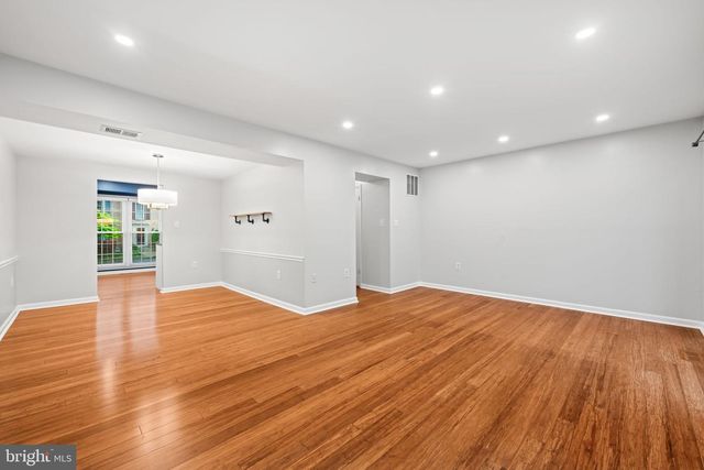 5725 RIDGE VIEW DR, Alexandria, VA 22310