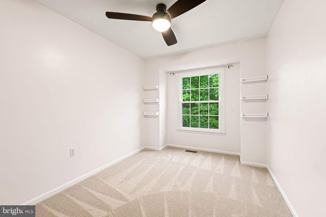 5725 RIDGE VIEW DR, Alexandria, VA 22310