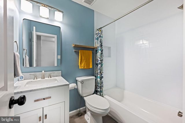 5725 RIDGE VIEW DR, Alexandria, VA 22310