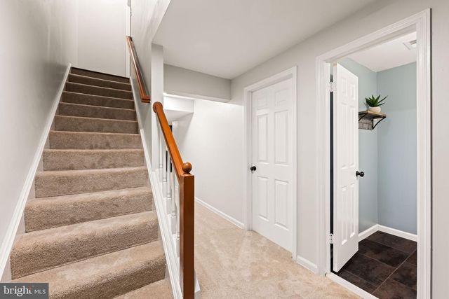5725 RIDGE VIEW DR, Alexandria, VA 22310