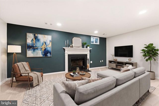 5725 RIDGE VIEW DR, Alexandria, VA 22310