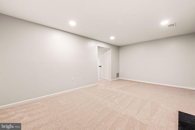 5725 RIDGE VIEW DR, Alexandria, VA 22310