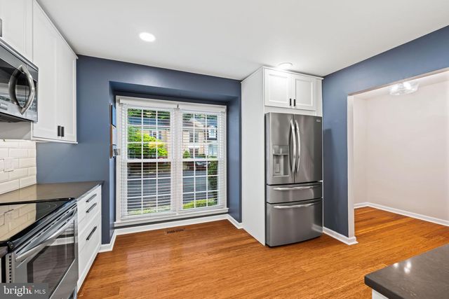5725 RIDGE VIEW DR, Alexandria, VA 22310