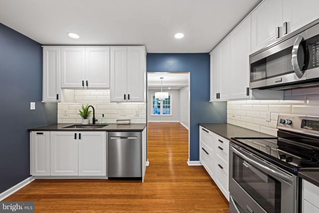 5725 RIDGE VIEW DR, Alexandria, VA 22310